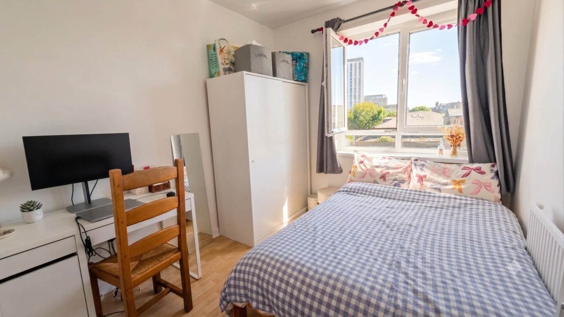 19 Addington House photo 3