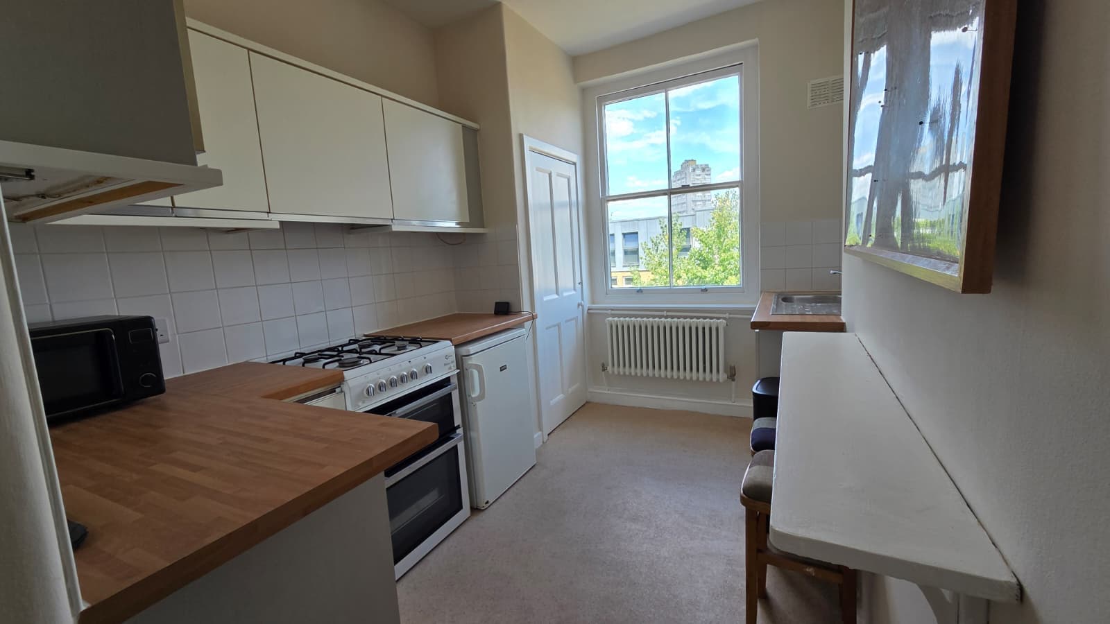 8 Jeffreys Court photo 4