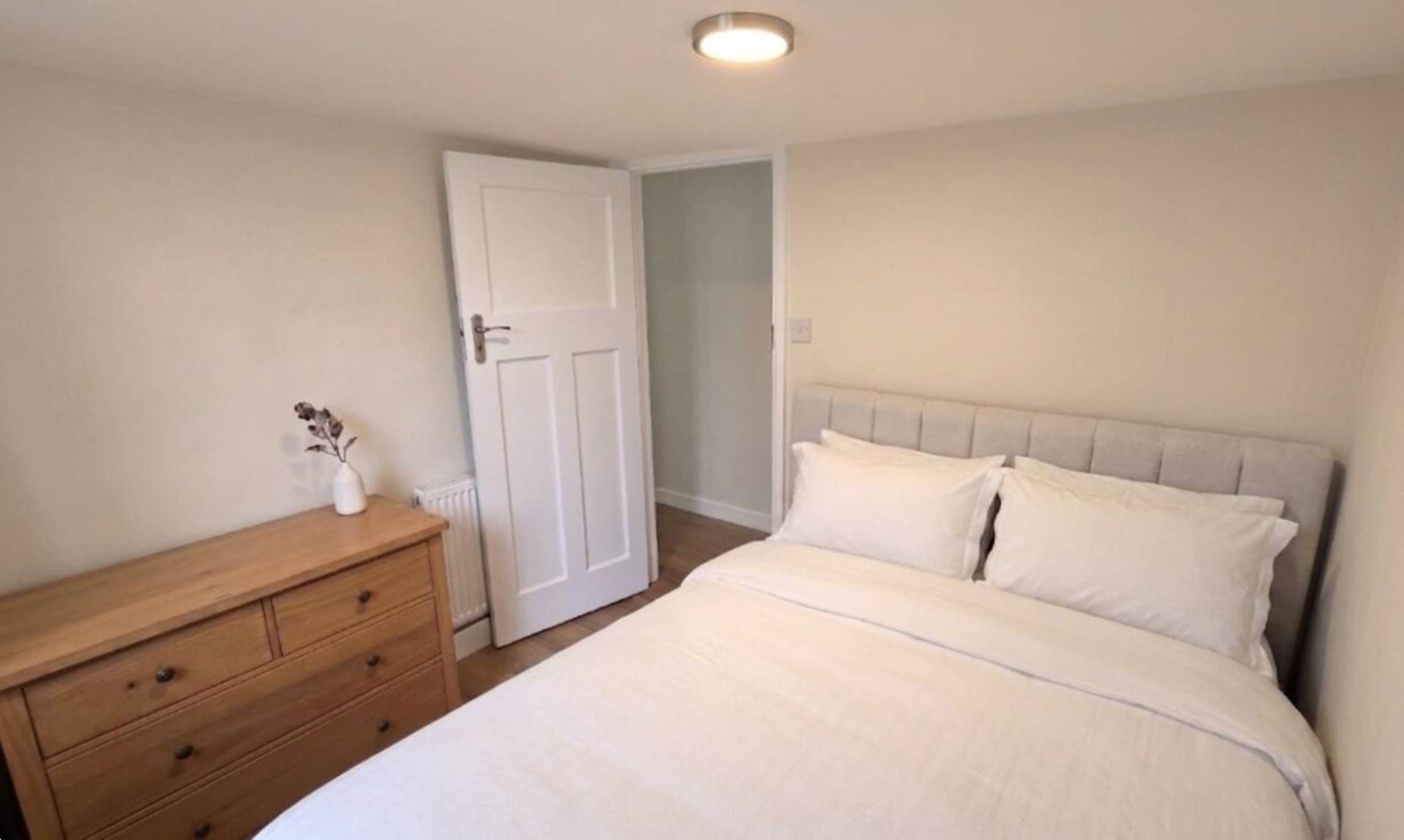 Cavendish House photo 3